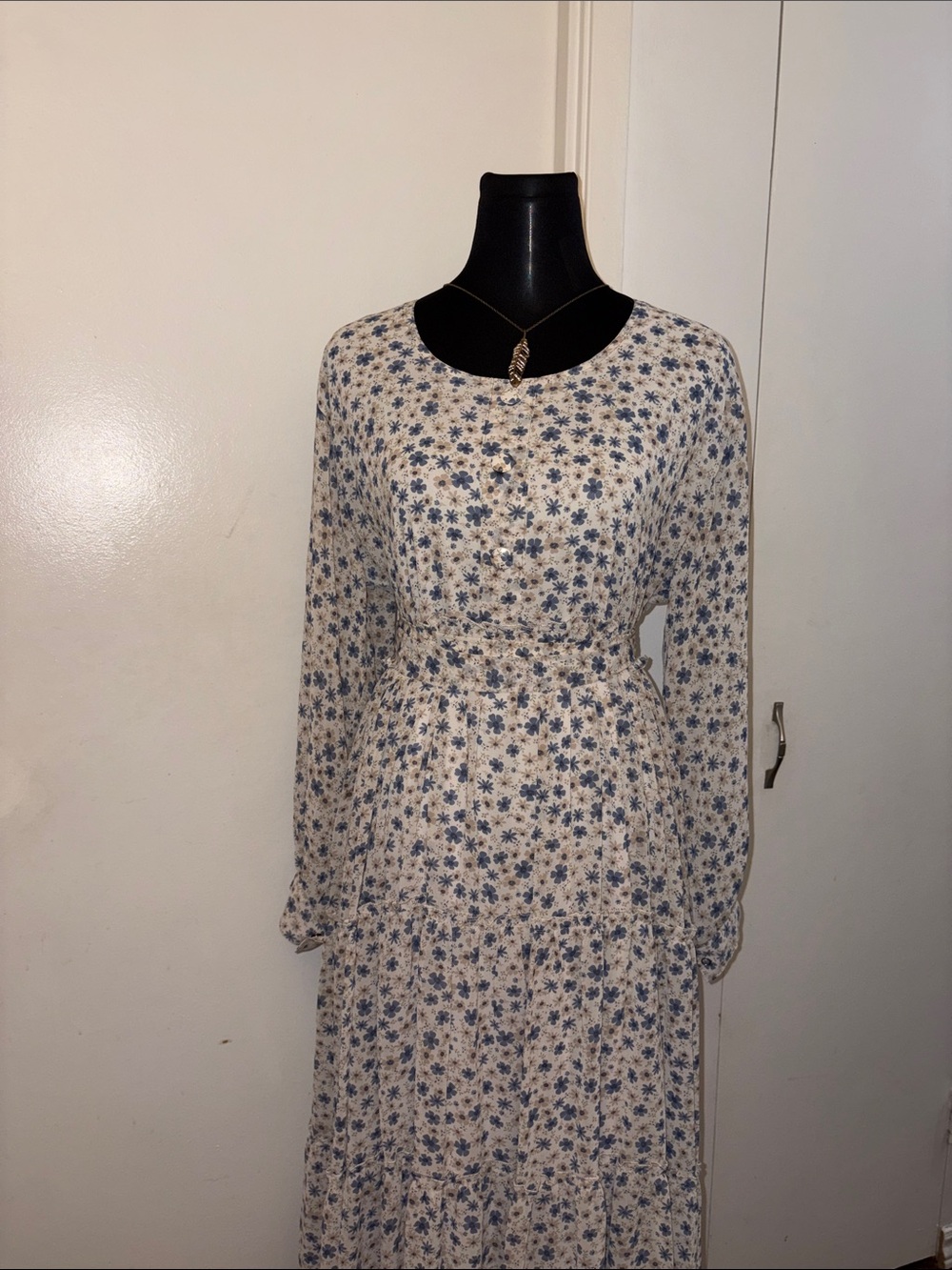 Women's Long Sleeve Blue Floral Maxi Dress